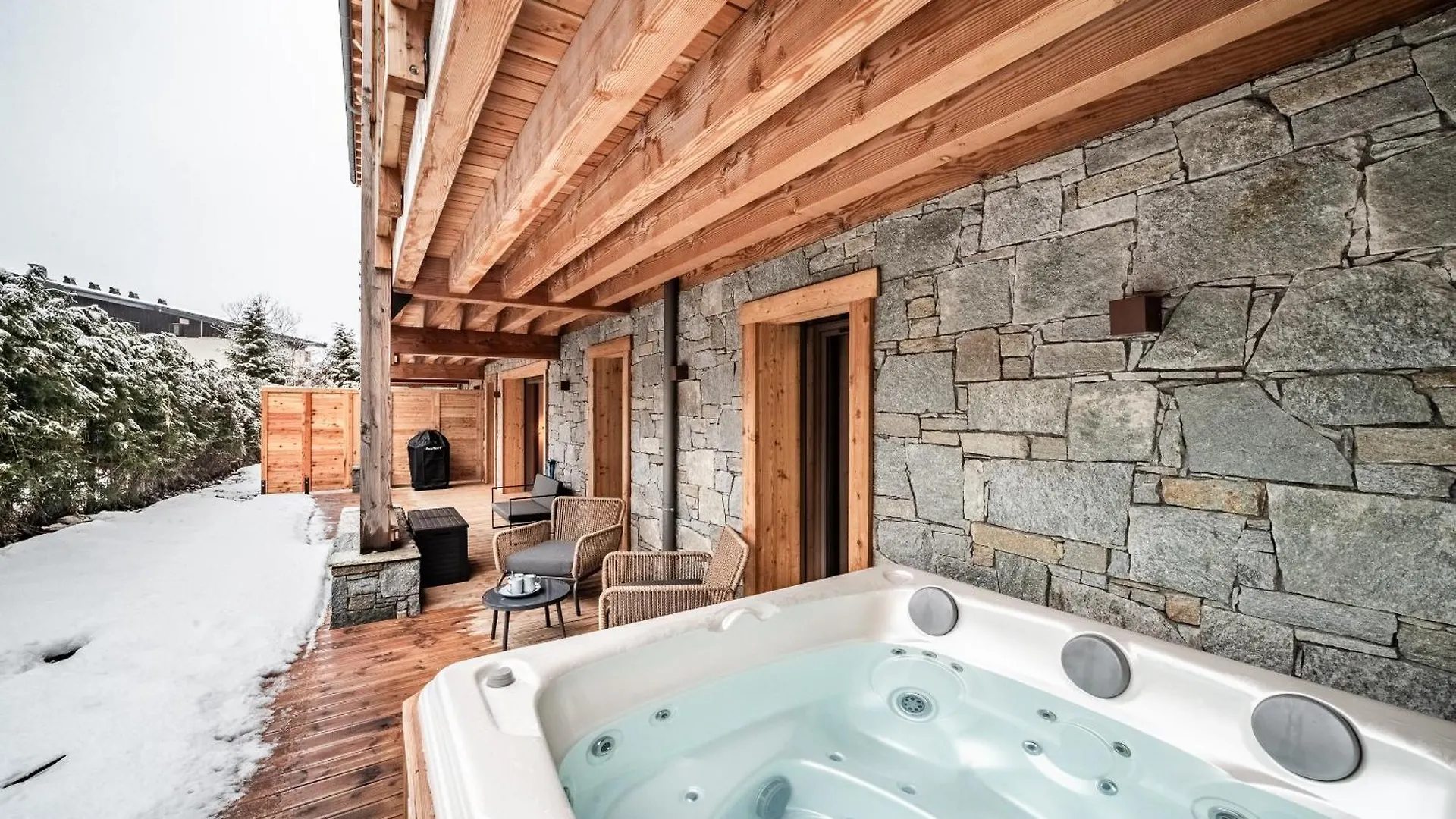 Apartment Ubuntu, Chatel - By Emerald Stay