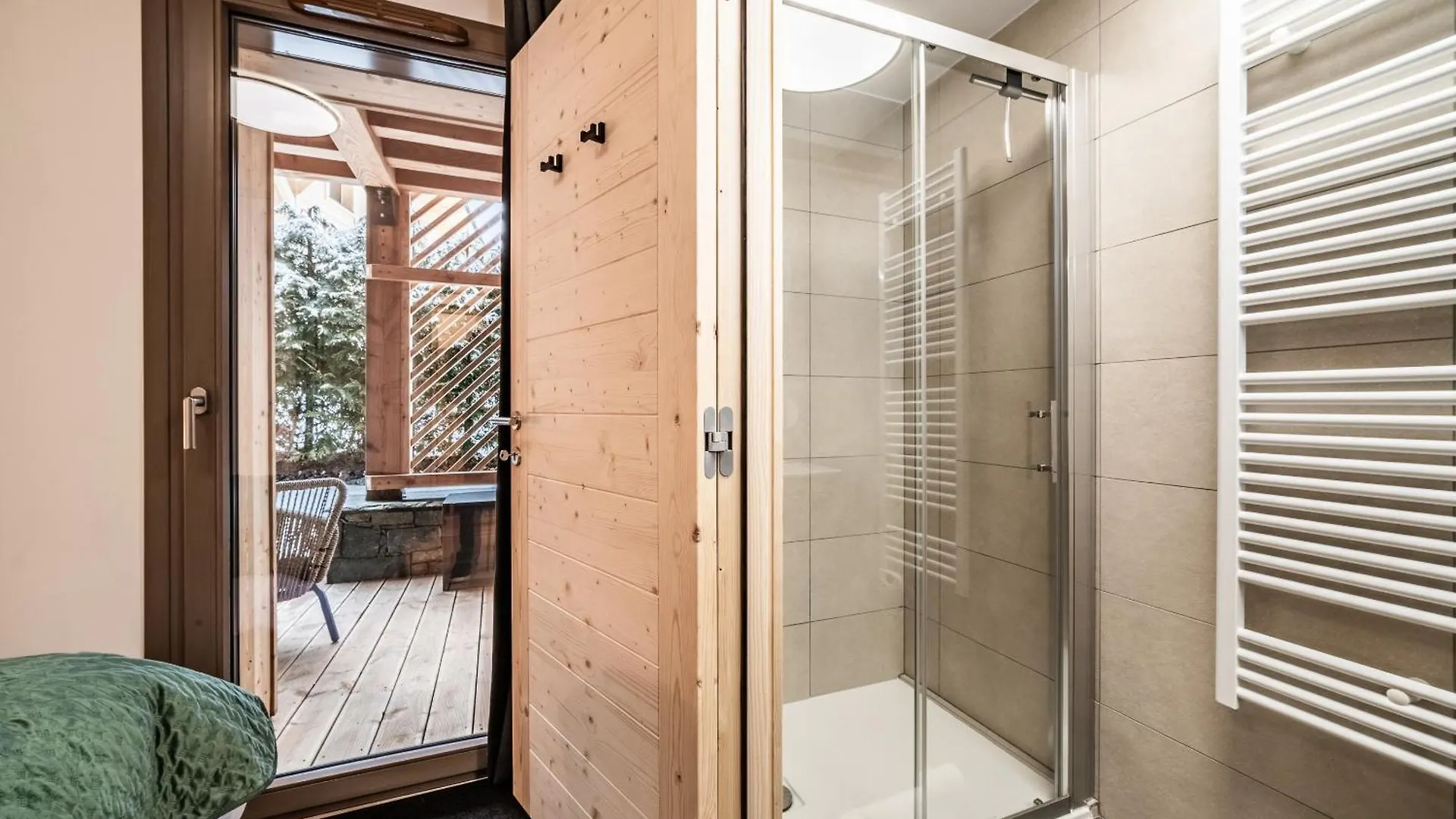 Apartment Ubuntu, Chatel - By Emerald Stay