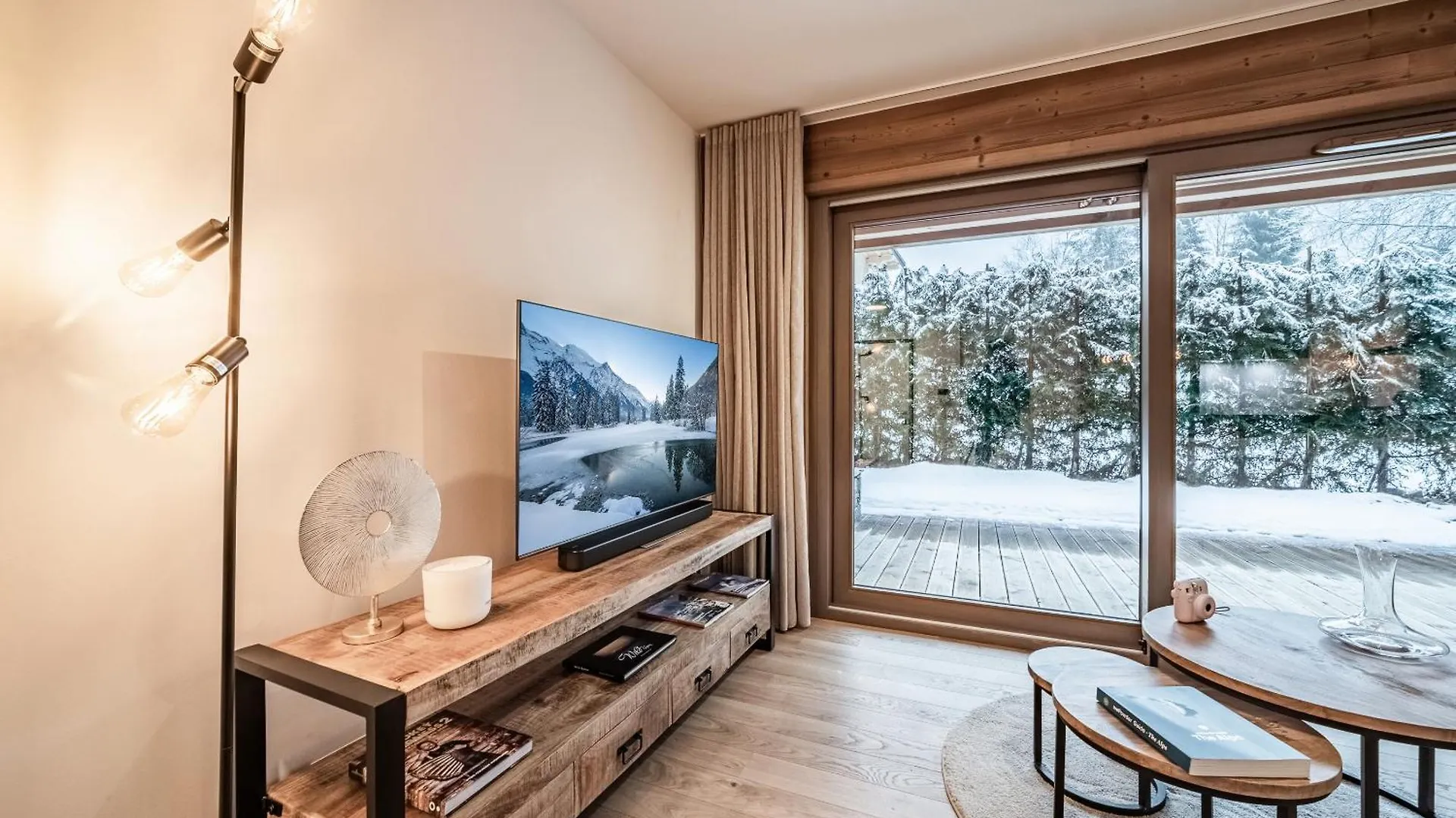 Apartment Ubuntu, Chatel - By Emerald Stay
