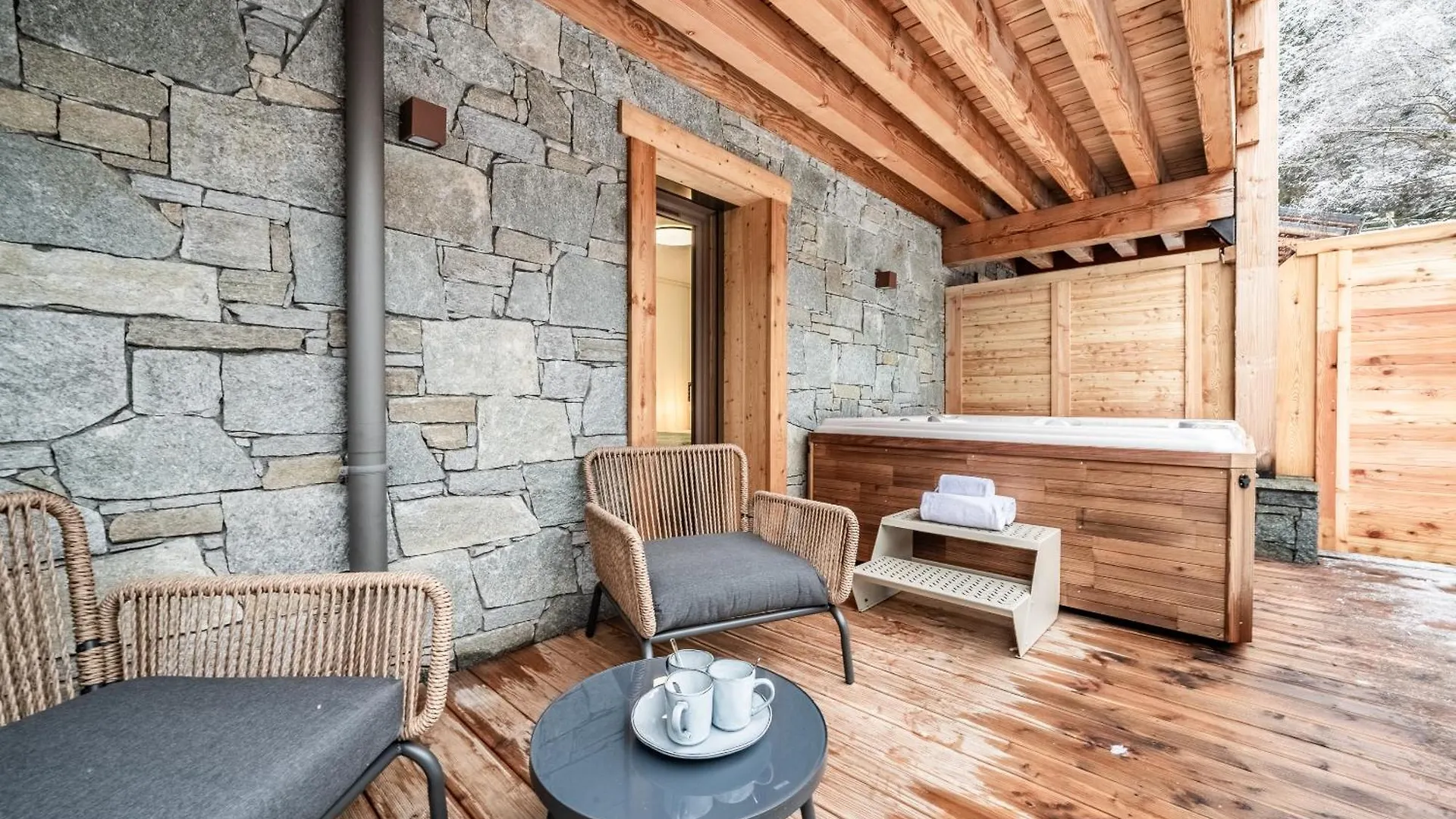 Apartment Ubuntu, Chatel - By Emerald Stay